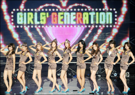 You are currently viewing Girls' Generation (SNSD) – Run Devil Run Album